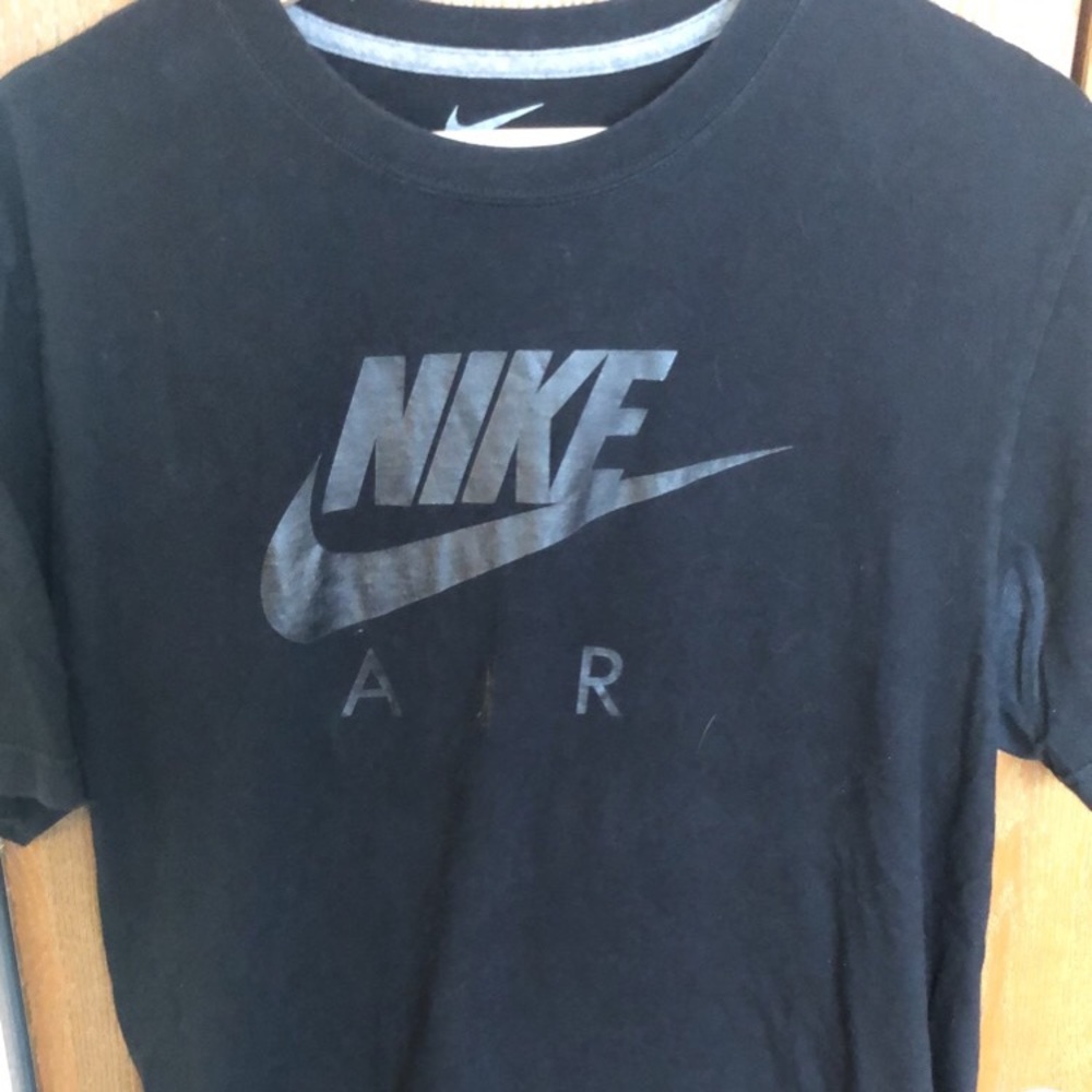 Nike Air Max Stealth Reflective Tee